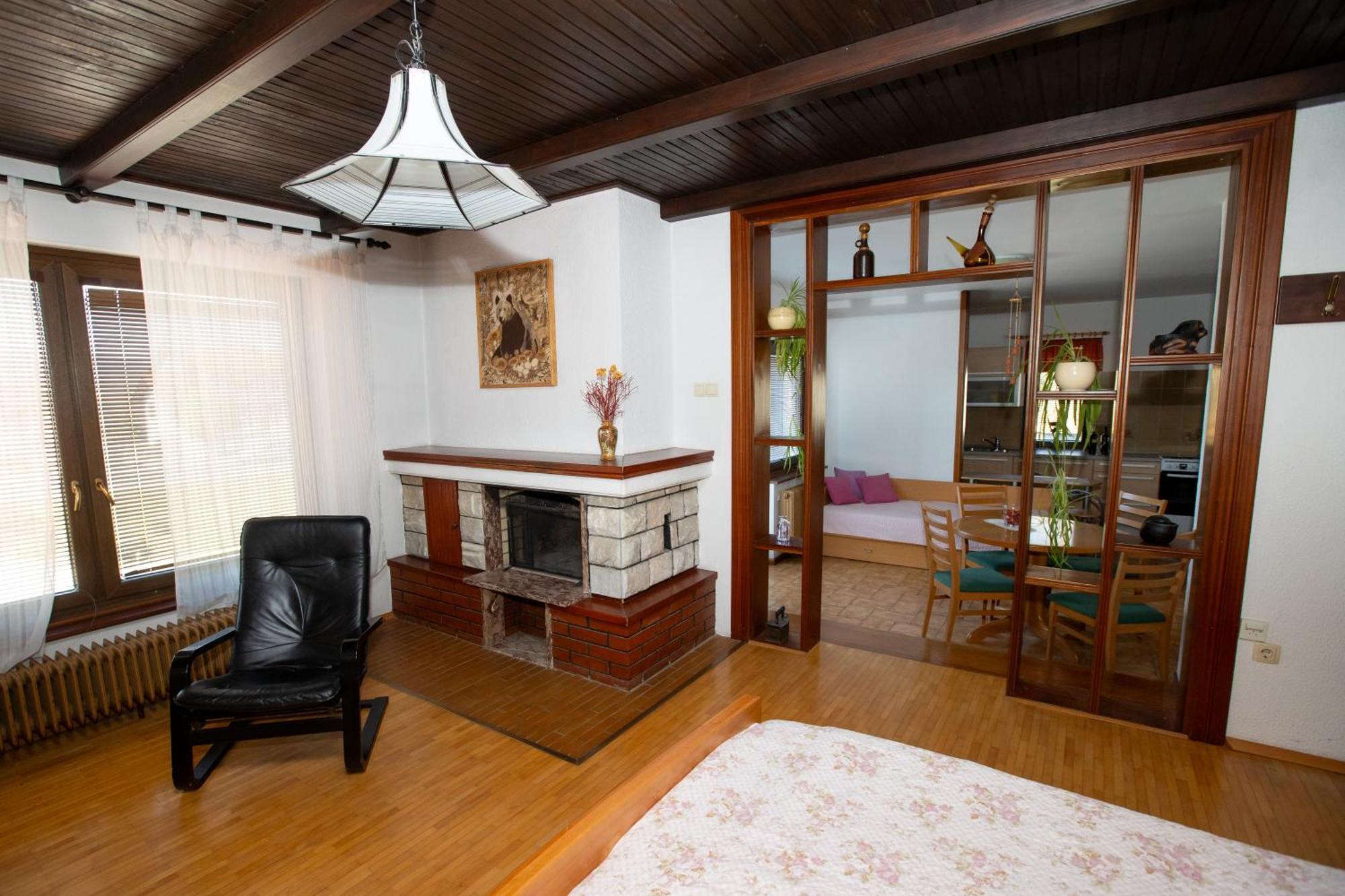 Guesthouse Sanabor Postojna Exterior photo