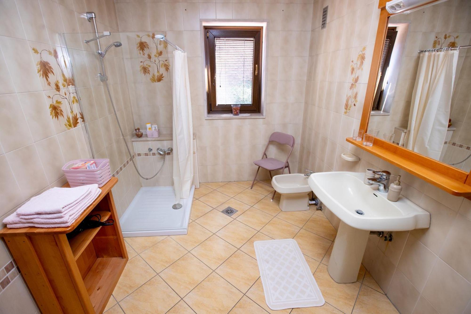 Guesthouse Sanabor Postojna Exterior photo